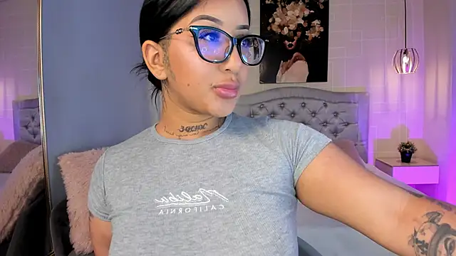 Snapshot of ayshel__ chatting on 6, 1, 2025 ayshel online show from 6, 1, 2025