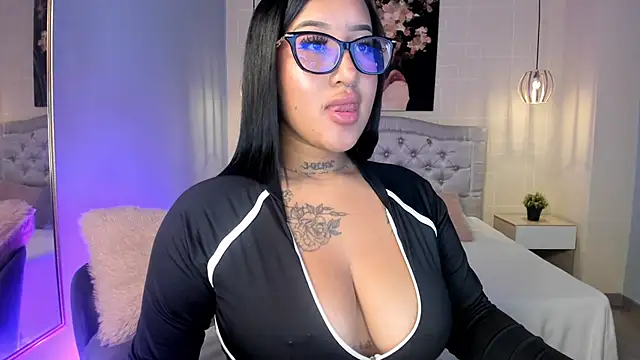 Snapshot of ayshel__ chatting on 10, 1, 2025 ayshel online show from 10, 1, 2025
