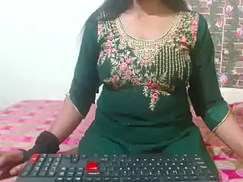 Snapshot of nikitahot3 chatting on 13, 3, 2025 nikitahot3 online show from 13, 3, 2025
