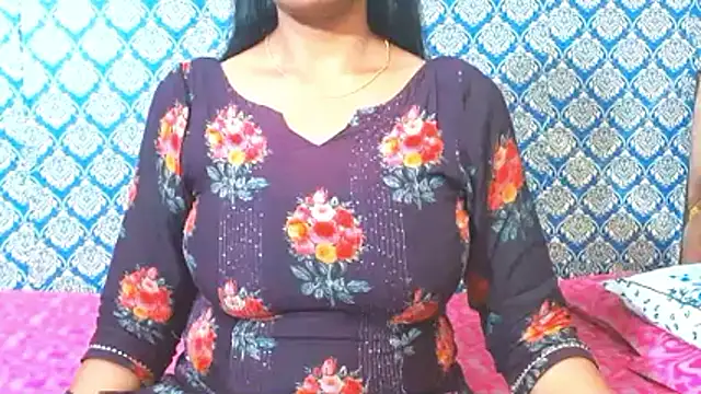 nikitahot3 online show from 18, 5, 2026
