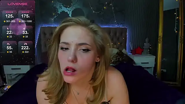 Snapshot of DellaRowe chatting on 14, 1, 2025 DellaRowe online show from 14, 1, 2025