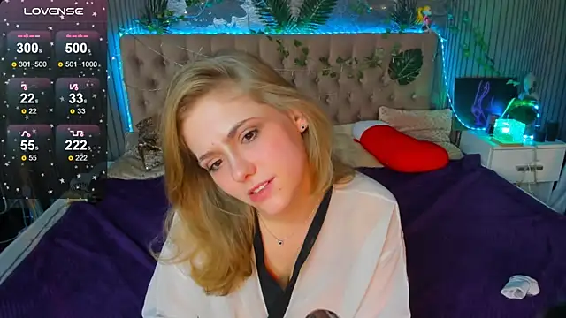 Snapshot of DellaRowe chatting on 22, 1, 2025 DellaRowe online show from 22, 1, 2025