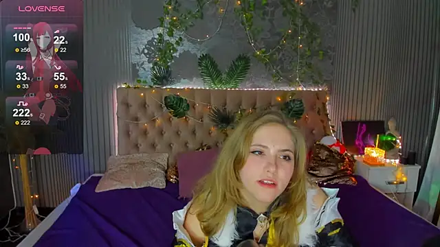 Snapshot of DellaRowe chatting on 3, 2, 2025 DellaRowe online show from 3, 2, 2025