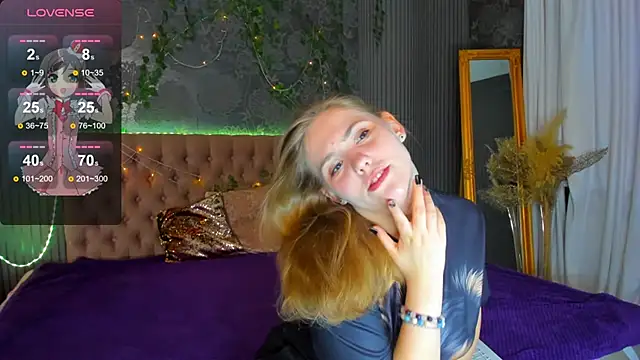 Snapshot of DellaRowe chatting on 20, 2, 2025 DellaRowe online show from 20, 2, 2025