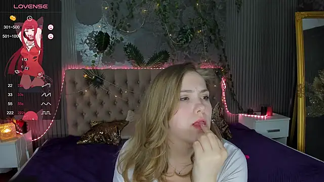 Snapshot of DellaRowe chatting on 5, 3, 2025 DellaRowe online show from 5, 3, 2025