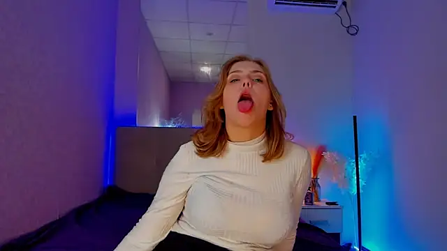 DellaRowe online show from 10, 11, 2025