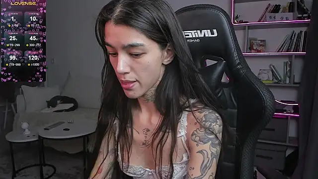 vinkitinkii online show from 2, 2, 2025