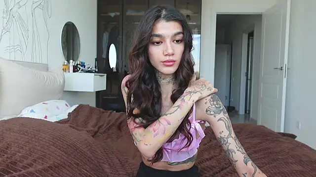 vinkitinkii online show from 7, 10, 2025