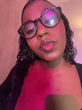 Snapshot of charlotteeruss chatting on 9, 7, 2026 charlotteeruss online show from 9, 7, 2026