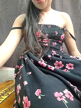 Snapshot of Roshni_98 chatting on 21, 2, 2025 Roshni 98 online show from 21, 2, 2025