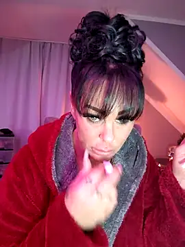 hotmilfbitch online show from 4, 3, 2025