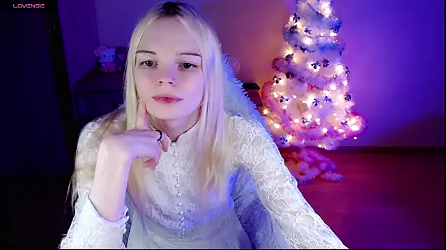 Emily Nyaffee online show from 22, 12, 2024