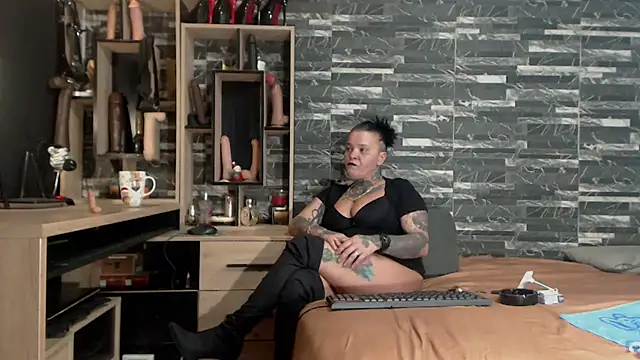 Mistress Miry online show from 12, 1, 2025