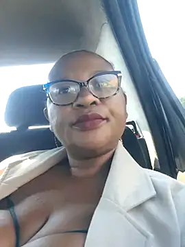 Snapshot of Bootyliciousbbw12 chatting on 14, 7, 2026 Bootyliciousbbw12 online show from 14, 7, 2026