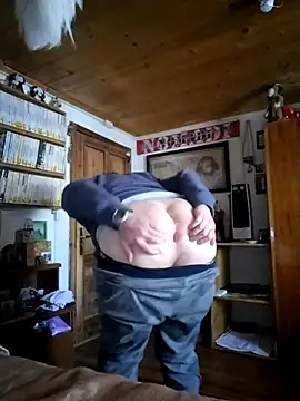 Chris8149 online show from 20, 2, 2025