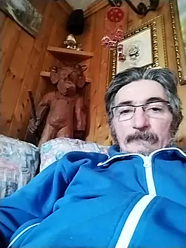 Chris8149 online show from 21, 2, 2025