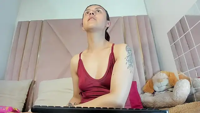 Snapshot of AngelaLinaresx69 chatting on 11, 11, 2025 AngelaLinaresx69 online show from 11, 11, 2025