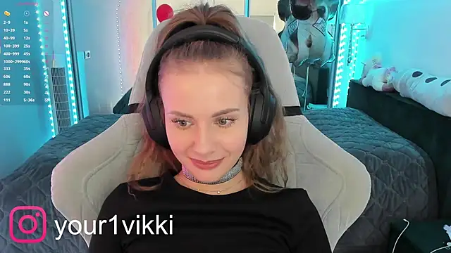 Snapshot of Vikki_Cheese chatting on 28, 2, 2025 Vikki Cheese online show from 28, 2, 2025