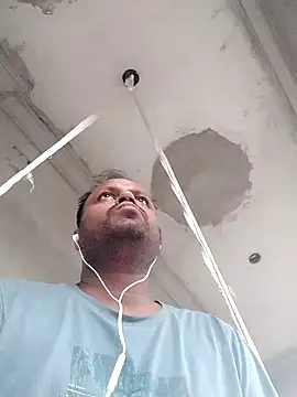 Snapshot of Niladri1410 chatting on 3, 11, 2025 Niladri1410 online show from 3, 11, 2025