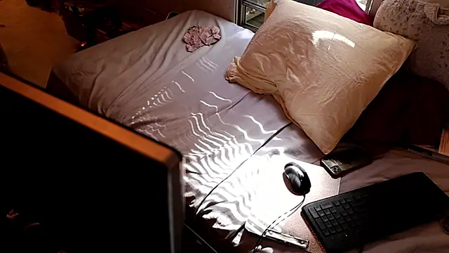 xxpixeyxx online show from 15, 10, 2025