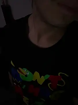 Snapshot of demonslayerr999 chatting on 19, 1, 2025 demonslayerr999 online show from 19, 1, 2025