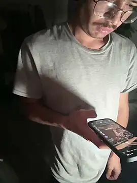 Snapshot of demonslayerr999 chatting on 18, 9, 2025 demonslayerr999 online show from 18, 9, 2025