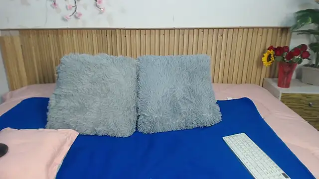 Snapshot of rose_meyer chatting on 12, 10, 2025 rose meyer online show from 12, 10, 2025