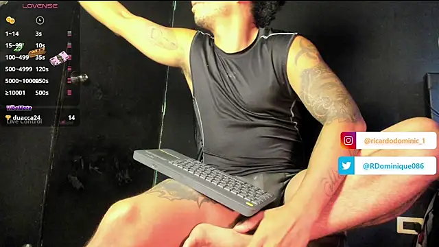 Snapshot of FuckHardlove chatting on 29, 4, 2026 FuckHardlove online show from 29, 4, 2026