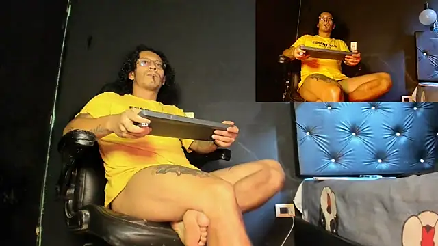 Snapshot of FuckHardlove chatting on 29, 5, 2026 FuckHardlove online show from 29, 5, 2026