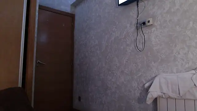 Snapshot of Latina_BigBoobs chatting on 15, 3, 2026 Latina BigBoobs online show from 15, 3, 2026