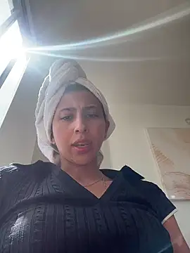 Ameellie online show from 11, 11, 2025