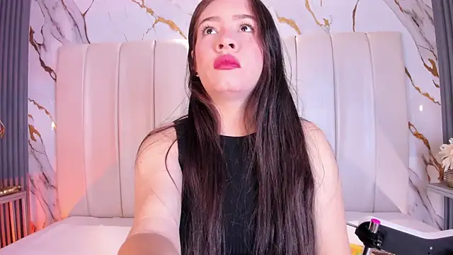 SaraRiley online show from 6, 4, 2026