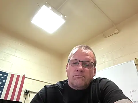 Snapshot of Cockrub1 chatting on 14, 4, 2026 Cockrub1 online show from 14, 4, 2026