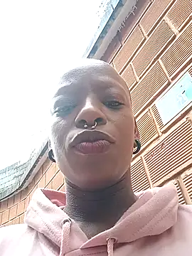 Snapshot of Coco_Kiss chatting on 27, 10, 2025 Coco Kiss online show from 27, 10, 2025