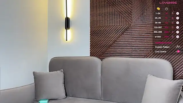 MonikaBos online show from 2, 12, 2025