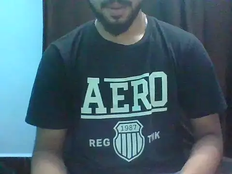 Snapshot of 8inchlegendbro chatting on 23, 5, 2026 8inchlegendbro online show from 23, 5, 2026