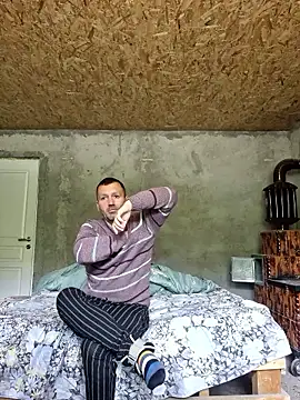 Snapshot of florin421 chatting on 14, 5, 2026 florin421 online show from 14, 5, 2026