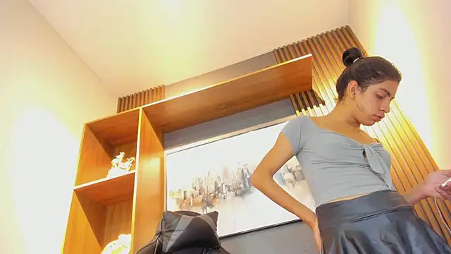 Alahia Rodriguez online show from 11, 1, 2026