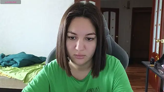 Nelly Fischer online show from 17, 3, 2025