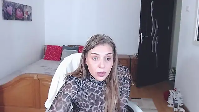 evamaria2024 online show from 15, 12, 2025