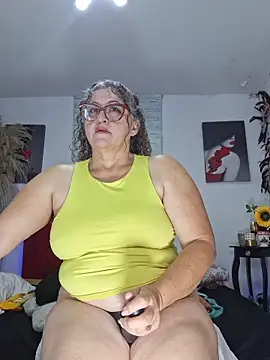 Snapshot of evelin_hott chatting on 16, 3, 2026 evelin hott online show from 16, 3, 2026