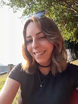 Mia Railey online show from 16, 10, 2025