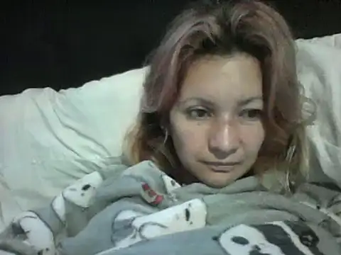 Snapshot of Paulita_x3 chatting on 15, 2, 2025 Paulita x3 online show from 15, 2, 2025