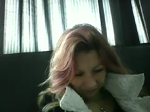 Snapshot of Paulita_x3 chatting on 6, 3, 2025 Paulita x3 online show from 6, 3, 2025