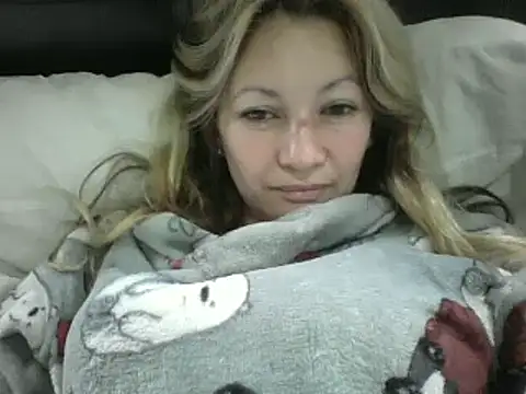 Snapshot of Paulita_x3 chatting on 11, 9, 2025 Paulita x3 online show from 11, 9, 2025