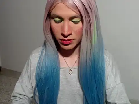 HugeDanex online show from 22, 11, 2025