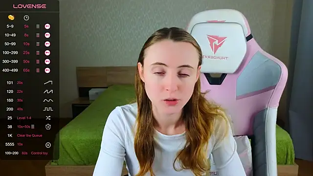 Cowell Adelina online show from 16, 12, 2025