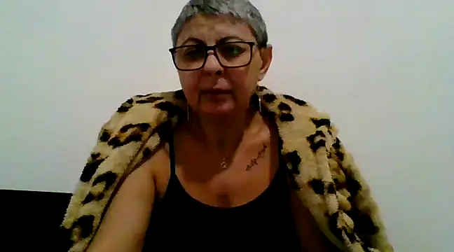 roseblak42 online show from 20, 2, 2025