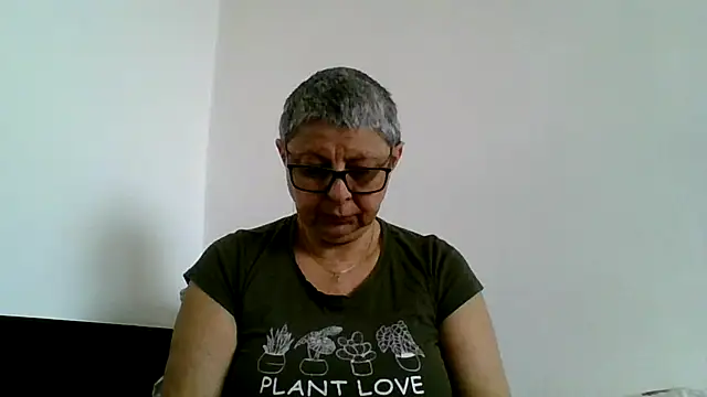 Snapshot of roseblak42 chatting on 29, 4, 2026 roseblak42 online show from 29, 4, 2026
