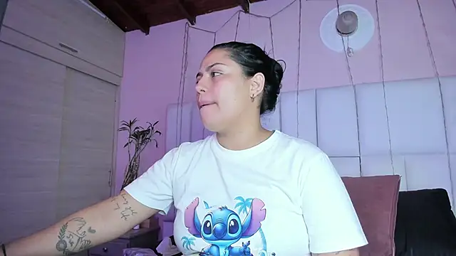 kiana cream online show from 24, 9, 2025